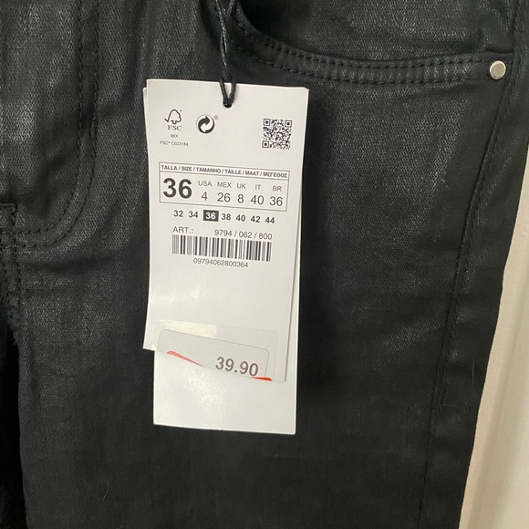 Zara Jeans Nwt Zara Jeans Super Skinny Coated Black Size 4 Trafaluc - Picture 3 of 5